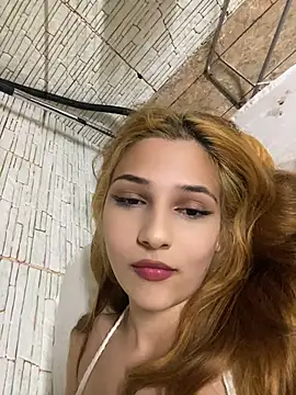 amandablonde49 online show from 07/08/26, 10:25