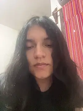 Snapshot of petitelatino chatting on 07/09/26, 04:27 petitelatino online show from 07/09/26, 04:27