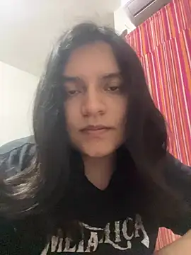 Snapshot of petitelatino chatting on 07/11/26, 04:59 petitelatino online show from 07/11/26, 04:59