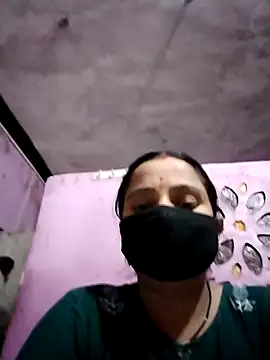 Snapshot of Sexyrani9589 chatting on 07/25/26, 05:10 Sexyrani9589 online show from 07/25/26, 05:10