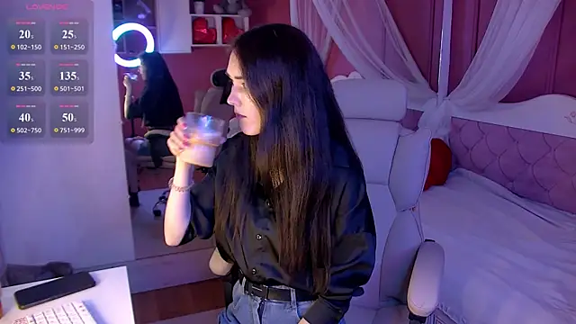 MarielCross online show from 07/11/26, 09:23
