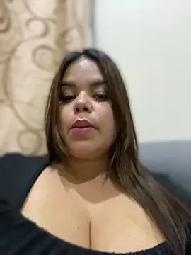 AliceStarshine online show from 02/15/25, 01:21