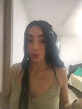 Brittany astor online show from 07/08/26, 08:30