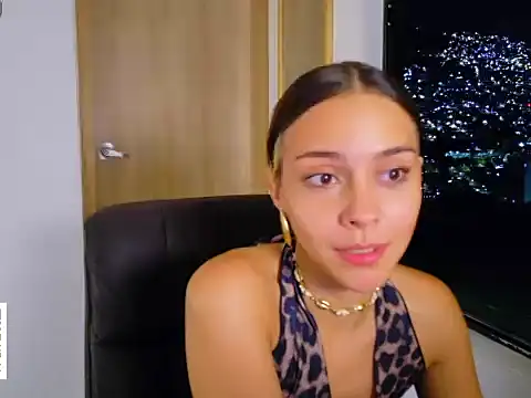 Snapshot of lilithselene chatting on 07/10/26, 01:21 lilithselene online show from 07/10/26, 01:21