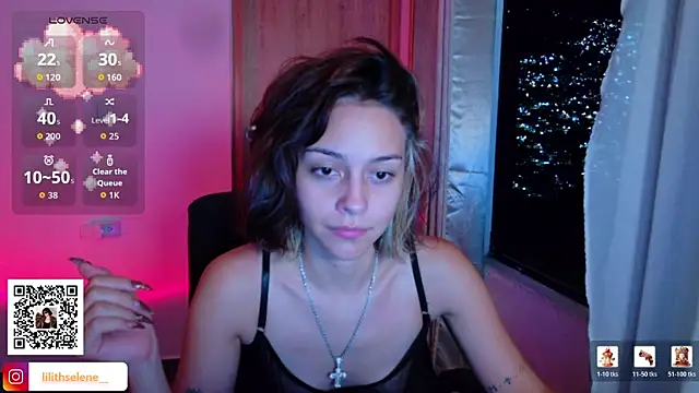 Snapshot of lilithselene chatting on 07/11/26, 12:35 lilithselene online show from 07/11/26, 12:35
