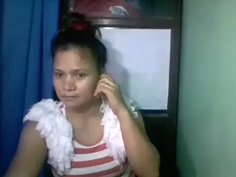 Lovelypinay26 online show from 07/14/26, 01:52