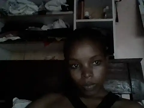 Snapshot of sweeriechocho chatting on 08/02/26, 12:58 sweeriechocho online show from 08/02/26, 12:58