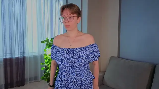 JulietaSthole online show from 07/10/26, 01:21