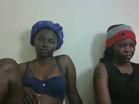 Midnightnova1 online show from 07/06/26, 07:16