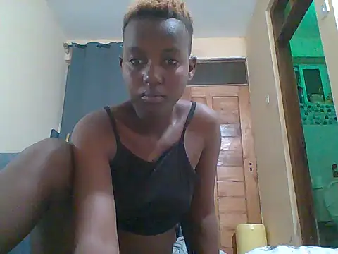 hotnshyy online show from 07/19/26, 02:37
