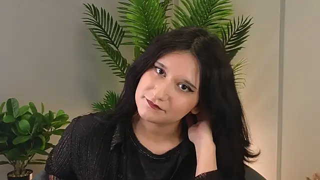 LuraBellazer online show from 07/08/26, 11:37