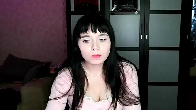 Snapshot of moresunshine chatting on 07/25/26, 05:32 moresunshine online show from 07/25/26, 05:32