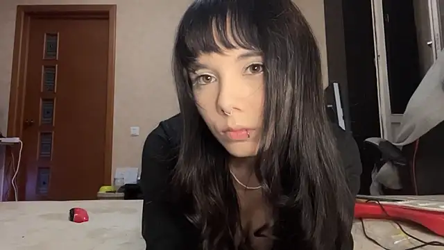 Snapshot of moresunshine chatting on 07/26/26, 06:59 moresunshine online show from 07/26/26, 06:59