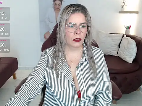 Snapshot of leylamia chatting on 07/09/26, 01:37 leylamia online show from 07/09/26, 01:37