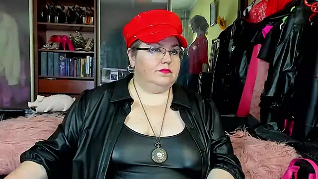 KaryQueen online show from 03/02/25, 06:19