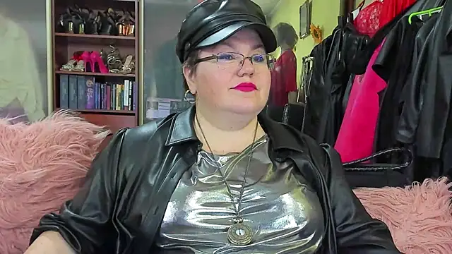 KaryQueen online show from 03/05/25, 04:02