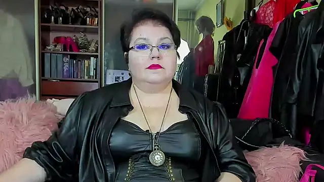 KaryQueen online show from 03/13/25, 03:17