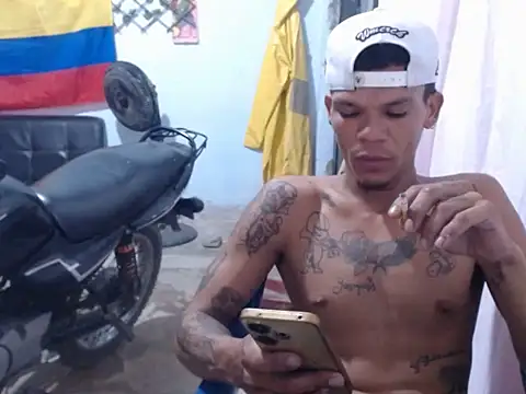 MASTER420TATTO online show from 07/09/26, 07:23