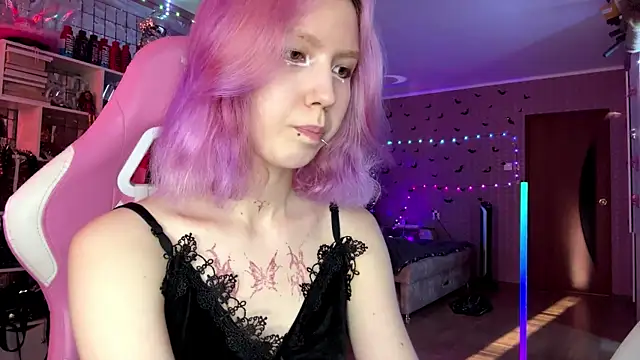 lonely bunny online show from 07/12/26, 02:30