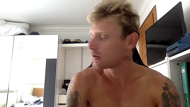 Nakedendurance1994 online show from 07/19/26, 11:03