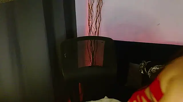 lispetite online show from 12/01/25, 03:33