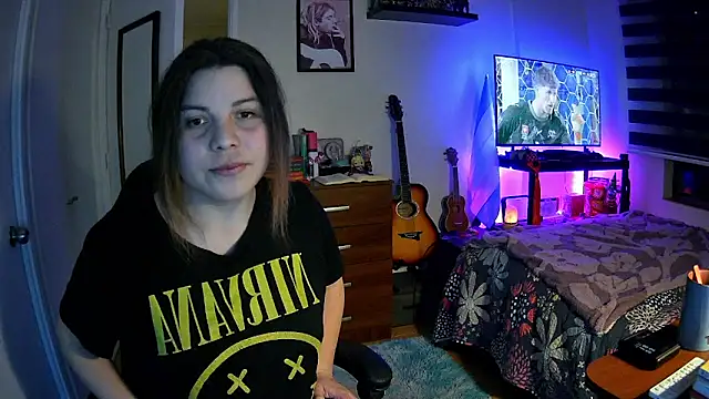 Snapshot of Allis_Wonderland chatting on 07/12/26, 03:19 Allis Wonderland online show from 07/12/26, 03:19