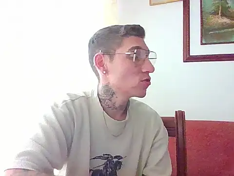 liam carter2 online show from 07/10/26, 10:34