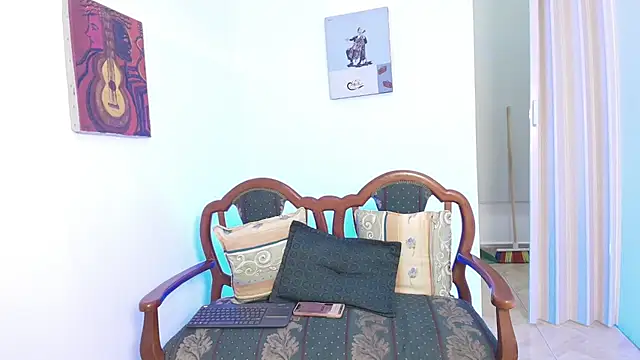 Snapshot of eva-rousee chatting on 07/21/26, 02:19 eva-rousee online show from 07/21/26, 02:19