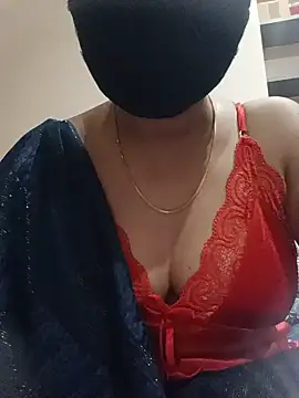Snapshot of Nila_tamil36 chatting on 08/05/26, 04:10 Nila tamil36 online show from 08/05/26, 04:10