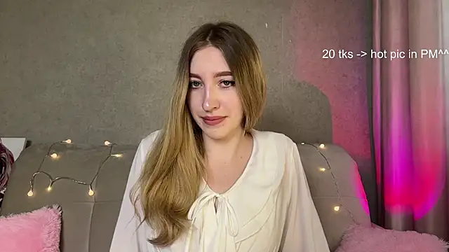 creamberryy online show from 07/17/26, 09:05