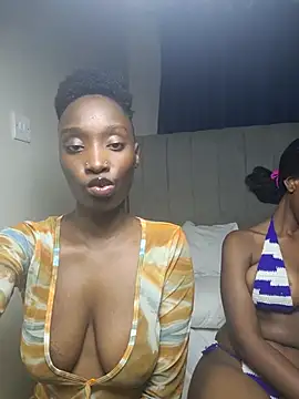 Snapshot of rosyrebel_ chatting on 07/20/26, 07:38 rosyrebel online show from 07/20/26, 07:38