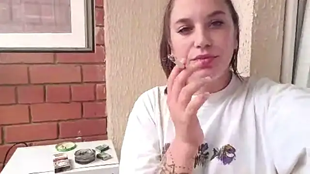 JosphinePriolo online show from 07/14/26, 09:58