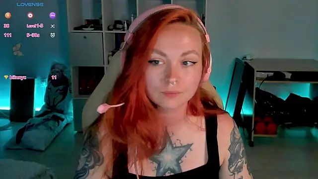 Snapshot of Annie__Bloom chatting on 07/29/26, 03:54 Annie Bloom online show from 07/29/26, 03:54