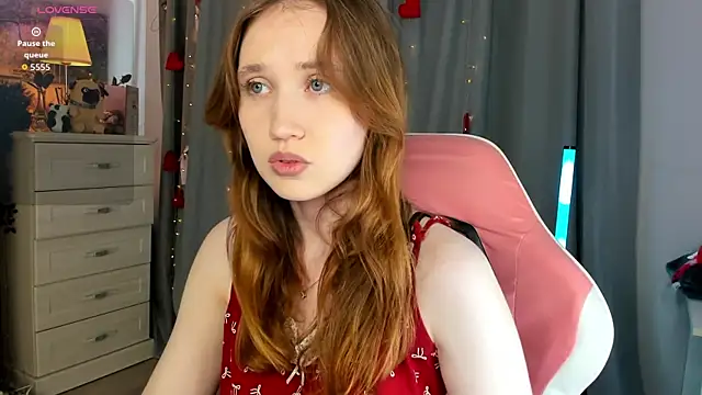 CozyKisses online show from 07/26/26, 09:27