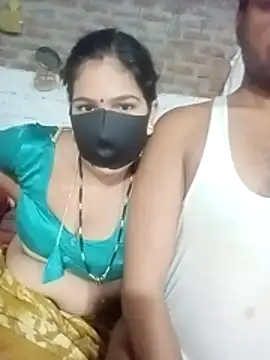 Snapshot of Indiansexycouple1 chatting on 07/23/26, 04:43 Indiansexycouple1 online show from 07/23/26, 04:43