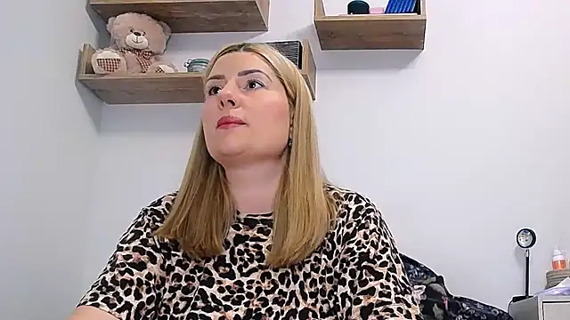 alisenties online show from 07/24/26, 02:37