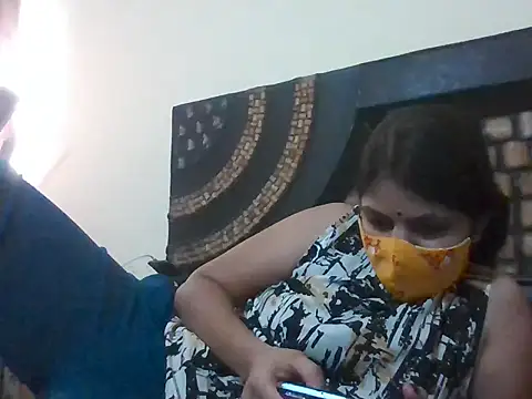 Snapshot of Indiangirl_Tanu chatting on 07/24/26, 10:13 Indiangirl Tanu online show from 07/24/26, 10:13