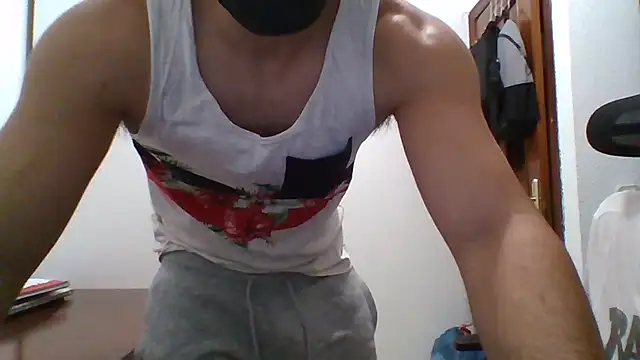 Snapshot of AlexTheFox chatting on 07/16/26, 10:32 AlexTheFox online show from 07/16/26, 10:32