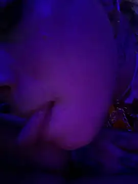 UrHellBri-L online show from 07/14/26, 06:40