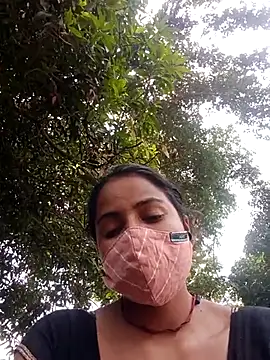 Snapshot of Poojakumari20 chatting on 07/17/26, 05:58 Poojakumari20 online show from 07/17/26, 05:58