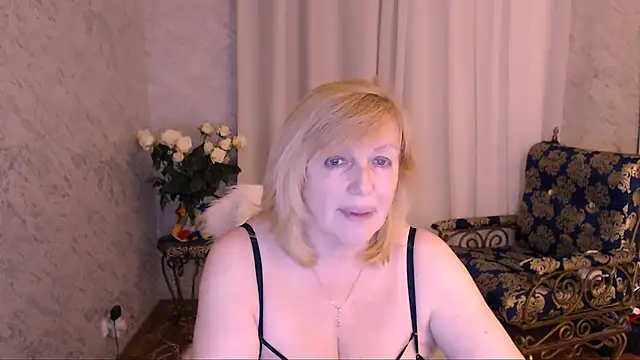 Samantha Si online show from 04/30/26, 10:36