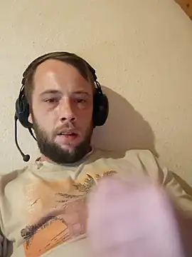 llChrisll95 online show from 07/15/26, 08:47