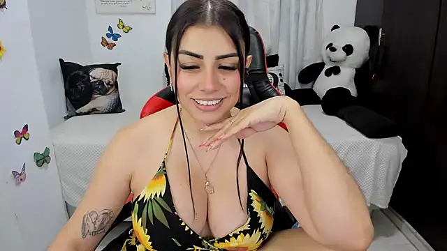 Snapshot of lucy007_ chatting on 04/17/26, 01:30 lucy007 online show from 04/17/26, 01:30