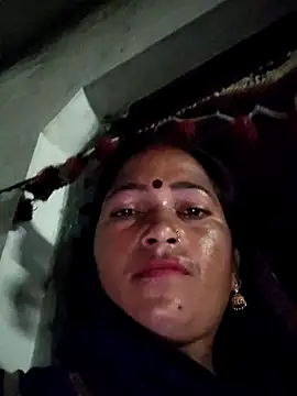 Pinki hut online show from 07/16/26, 03:18