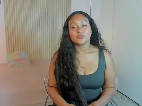 Snapshot of SerenaFordd chatting on 07/14/26, 08:47 SerenaFordd online show from 07/14/26, 08:47