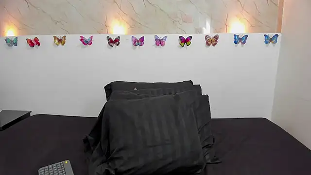 esmeralda jenn11 online show from 07/26/26, 03:41