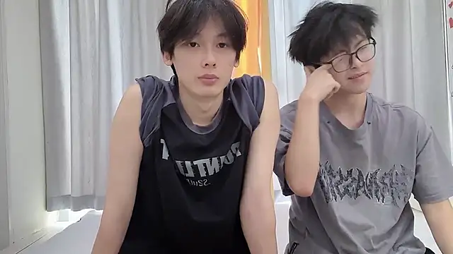 Snapshot of fangwei001 chatting on 07/16/26, 08:09 fangwei001 online show from 07/16/26, 08:09
