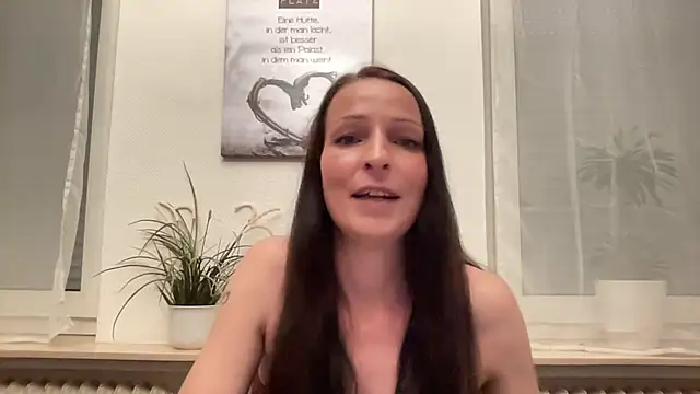 MilaArden online show from 07/15/26, 07:52