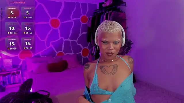 lisa silverstar online show from 07/28/26, 08:52