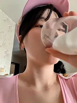 520Winnie online show from 07/26/26, 02:20